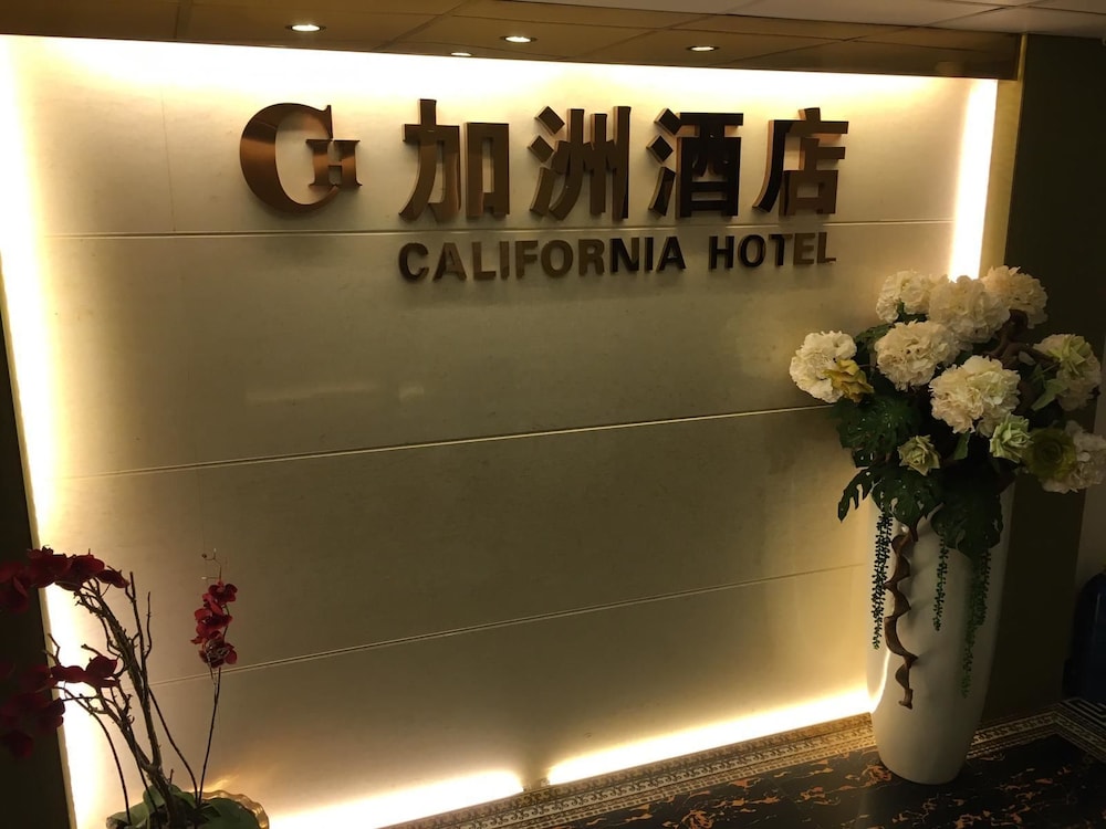 California Hotel 6/50
