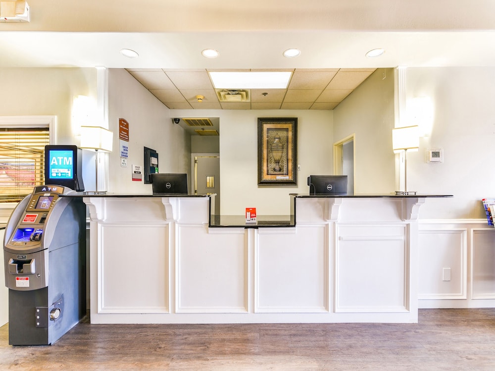 Oyo Townhouse Oklahoma City Airport photo4