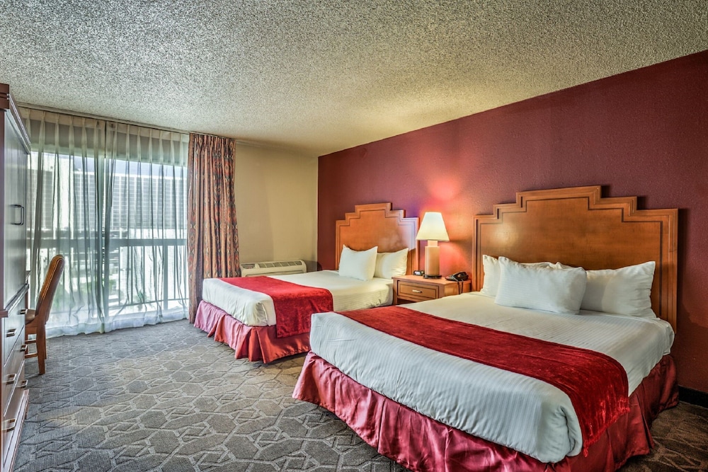 Edgewater Hotel Casino 13/58