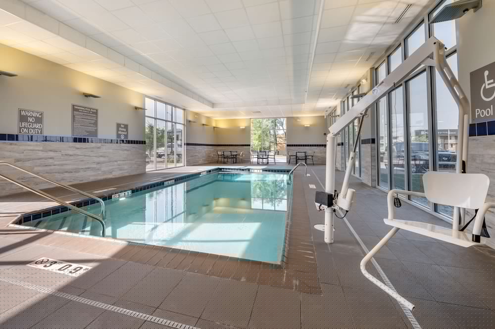 Glo Best Western Lexington 41/70