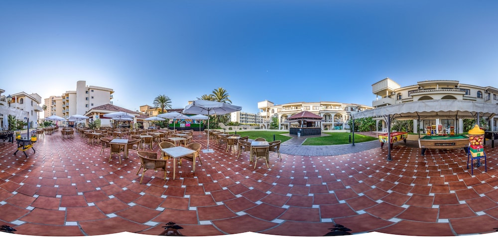 Hotel Puente Real 49/62