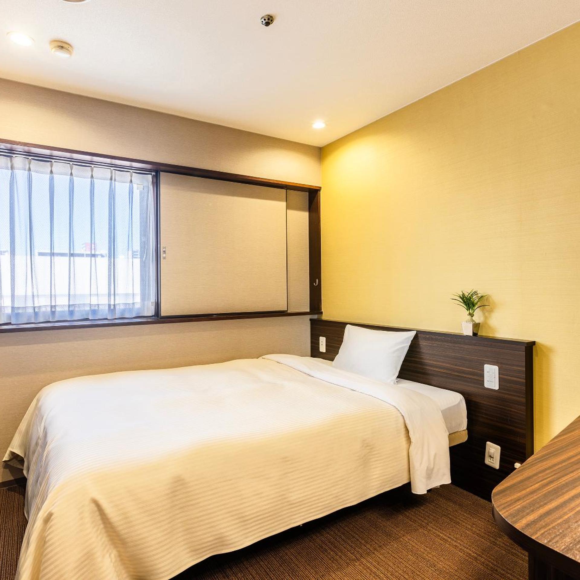 Semi Room, Standard, Double Bed