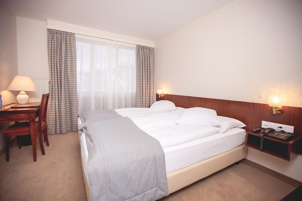 Hotel de Chailly 15/49