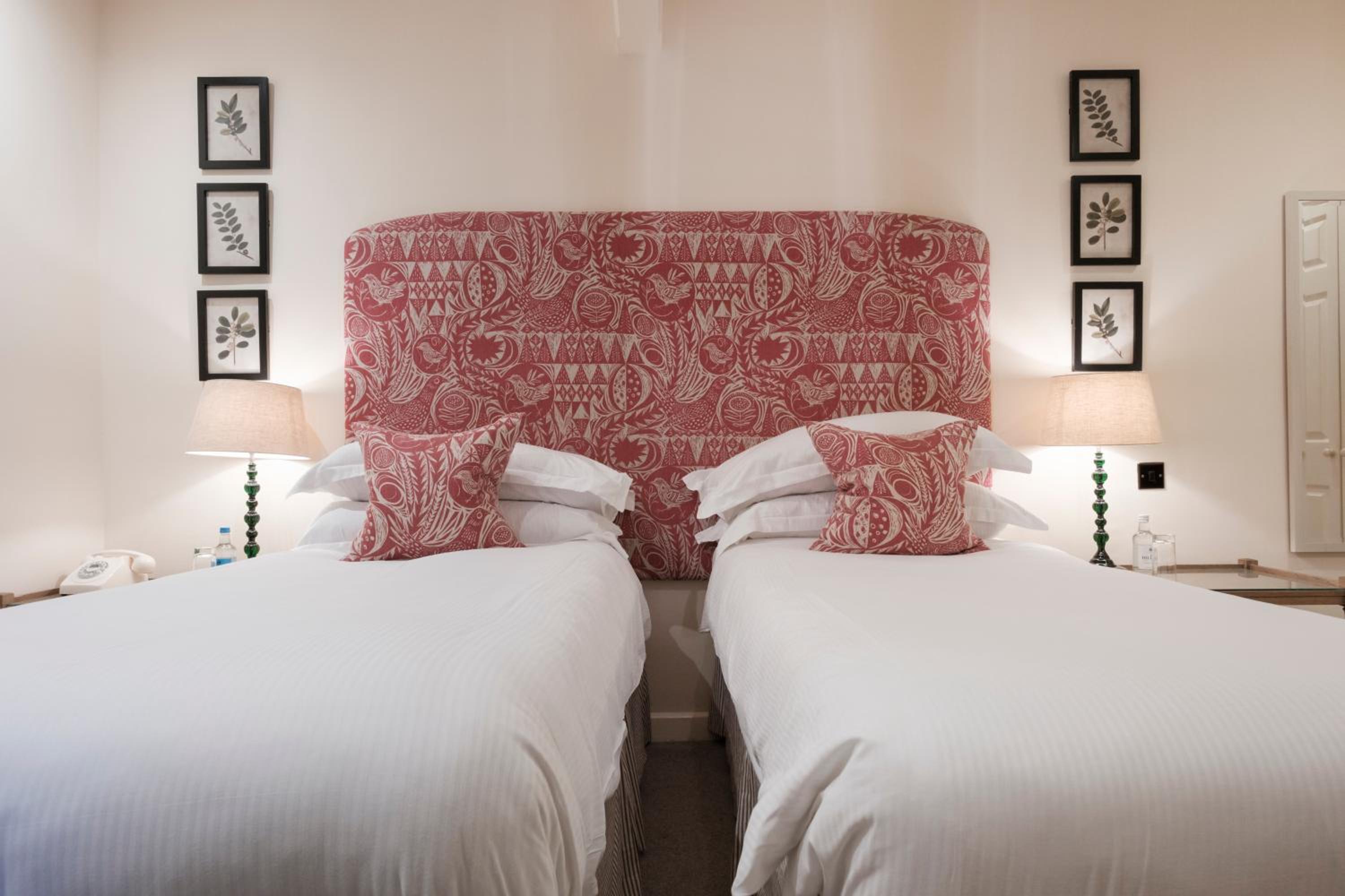 Wet, Classic, Double or Twin Bed