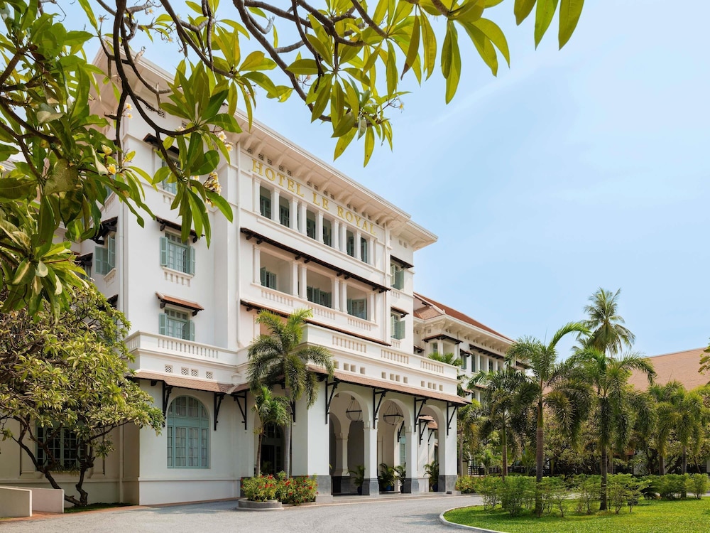 Raffles Hotel Le Royal 6/78