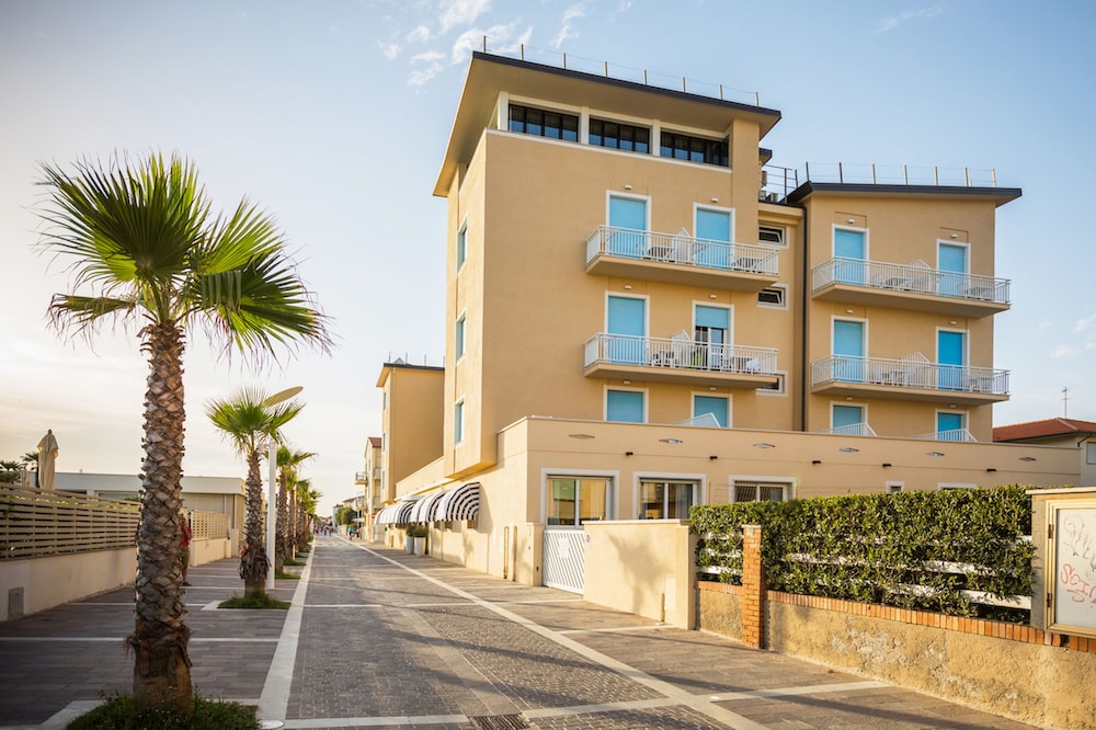 Hotel Stella Marina 6/50
