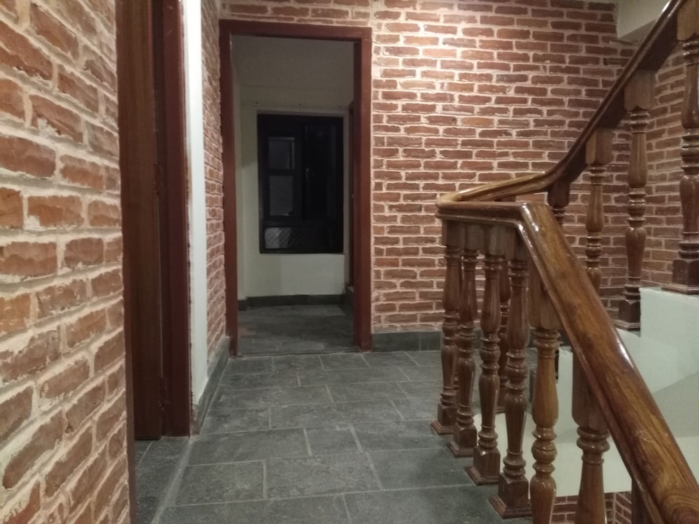 Hotel Vintage Home 25/50