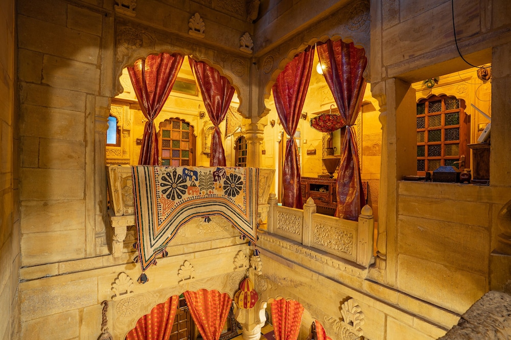 Garh Jaisal Haveli Hotel 19/37