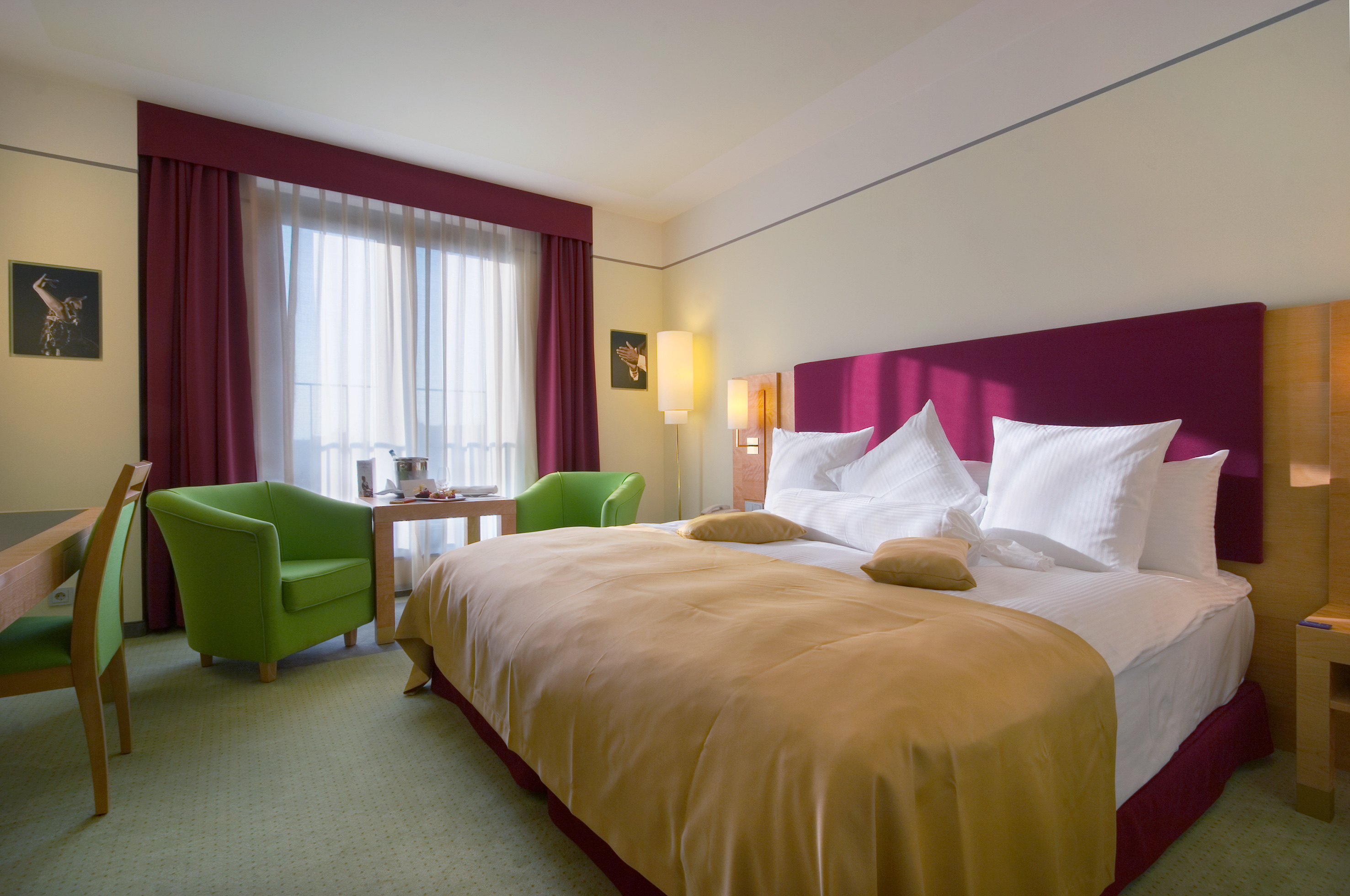 Premium, Double Bed