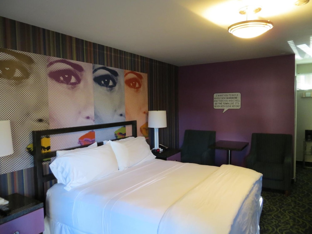 7 Springs Inn Suites 22/60