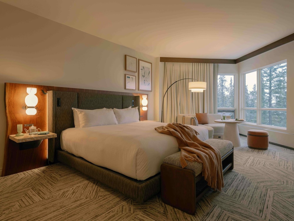 LUXURY, 2 QUEEN BEDS, PEAK VIEW