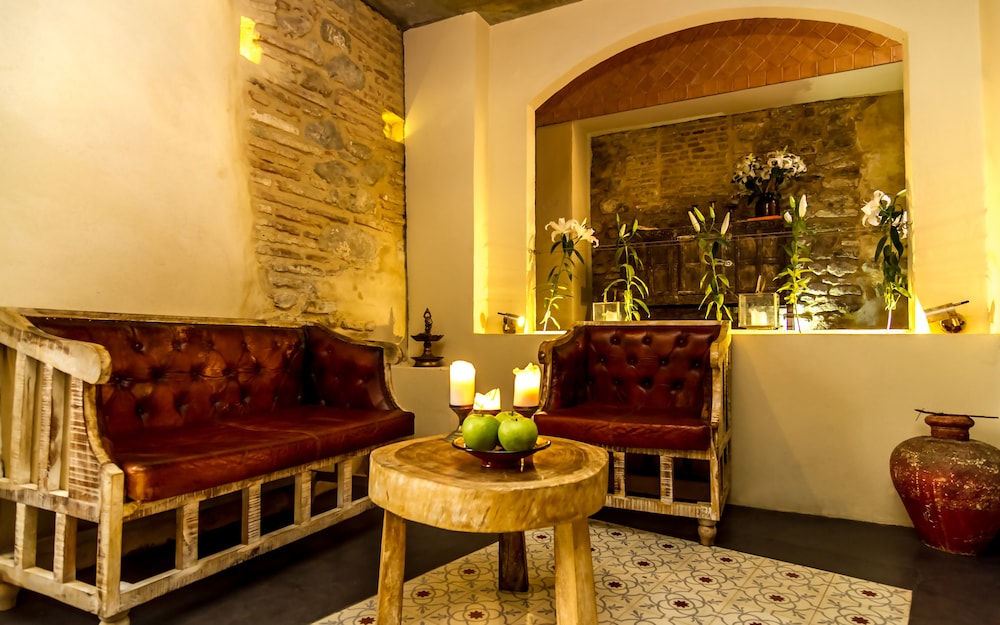 THE RIAD 21/28