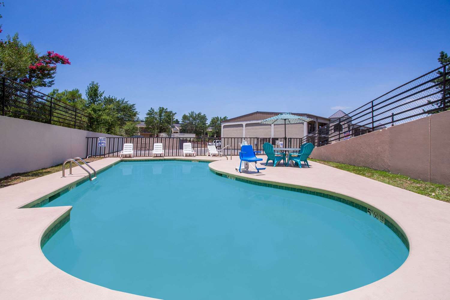 Super 8 By Wyndham Augusta 23/25