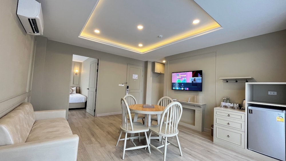 Eurana Boutique Hotel 67/87
