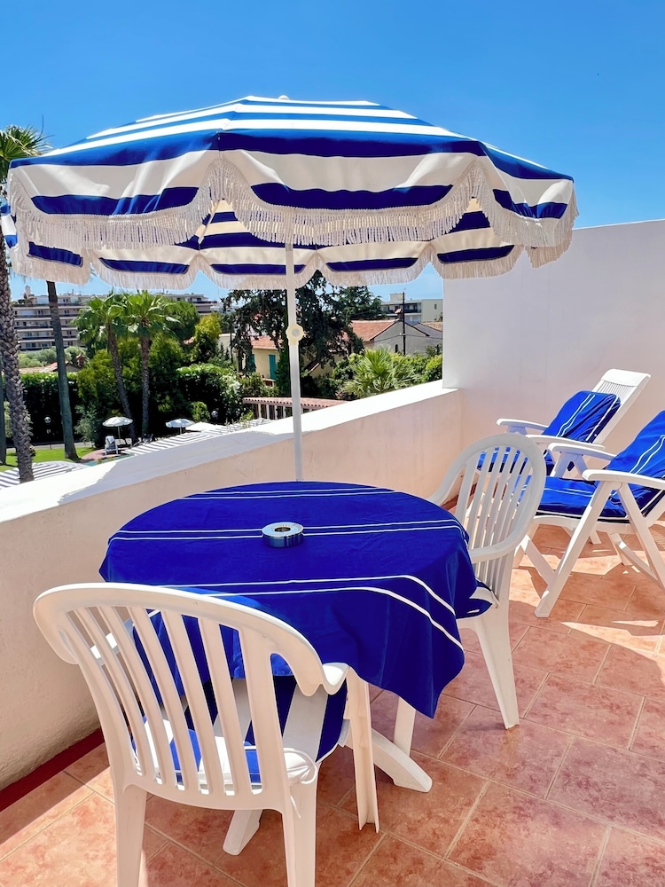 Hôtel Des Mimosas 21/47