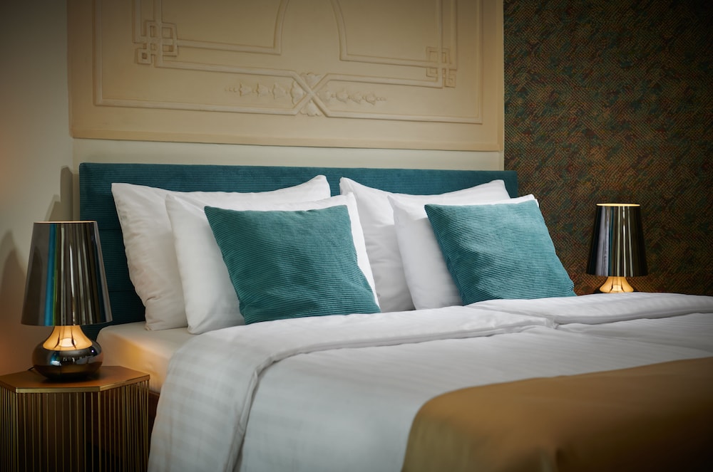 Golden Angel Suites by Adrez Living 34/62