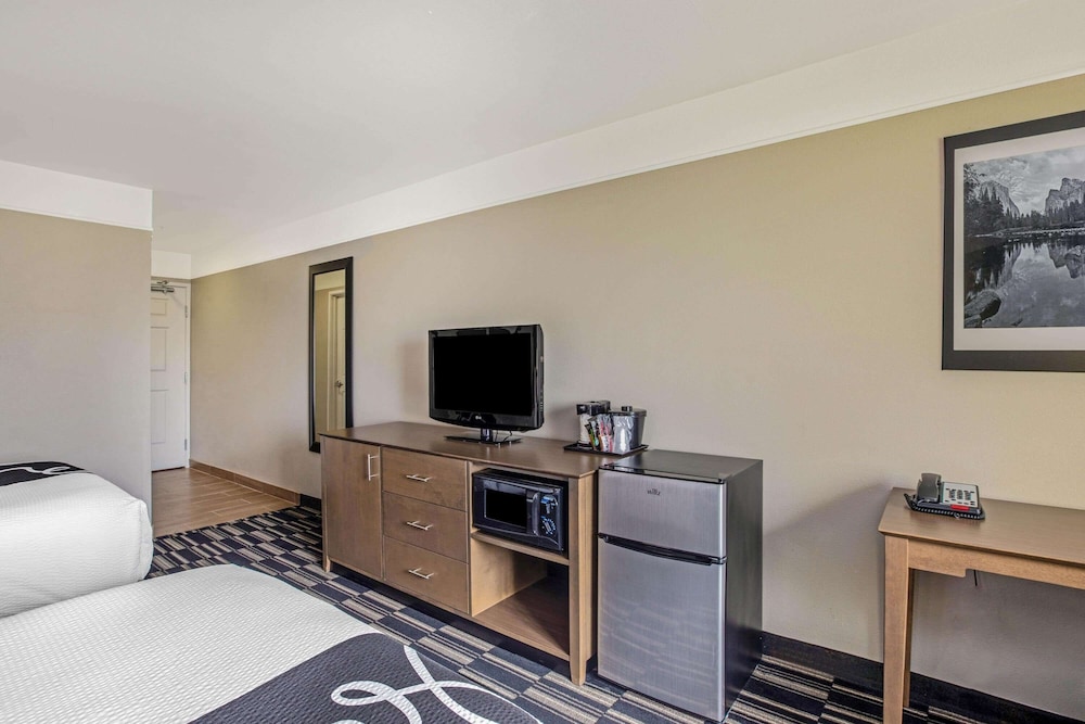 La Quinta Inn & Suites by Wyndham Modesto Salida 24/46