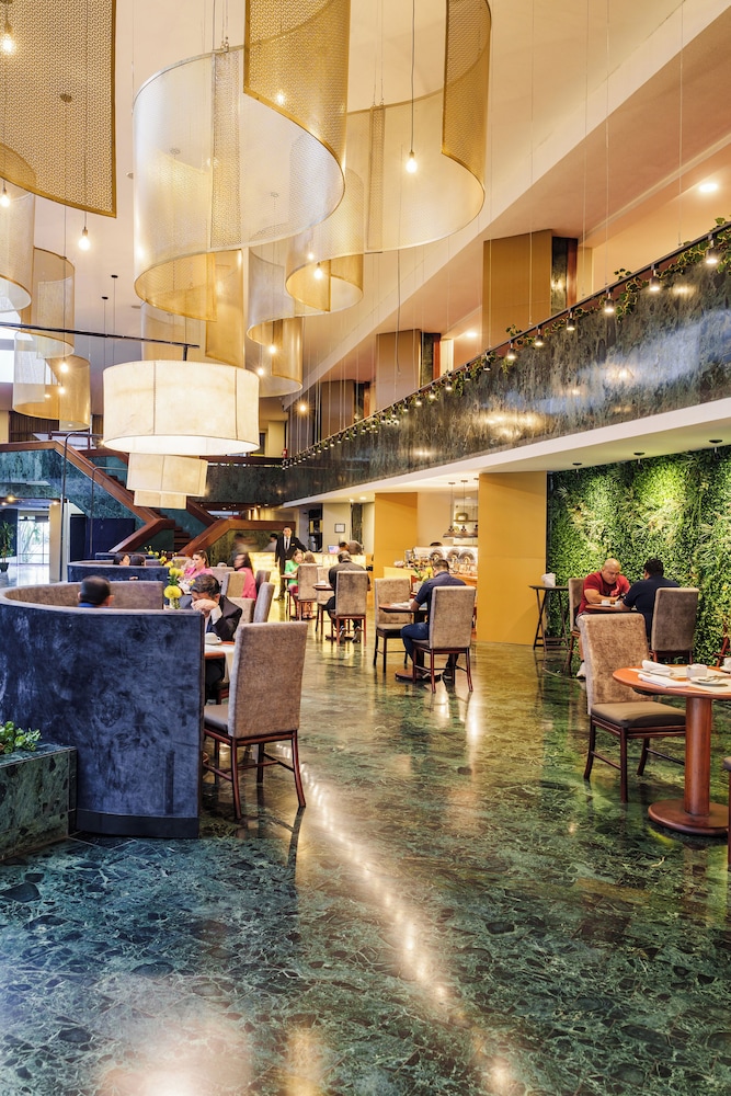 Conquistador Hotel And Conference Center 48/65