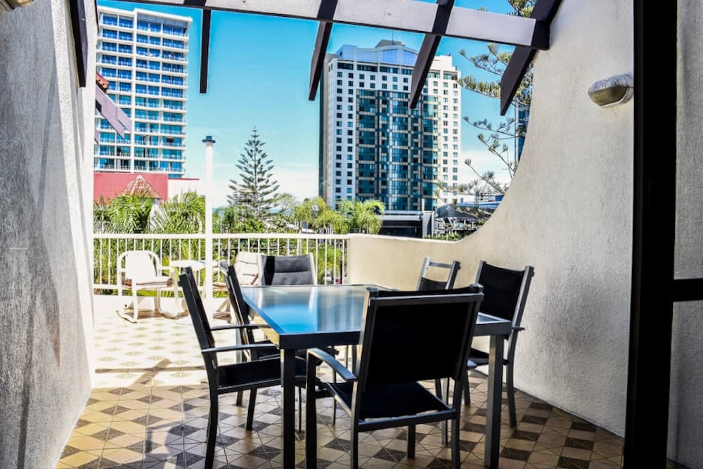 Copacabana Holiday Units 40/49