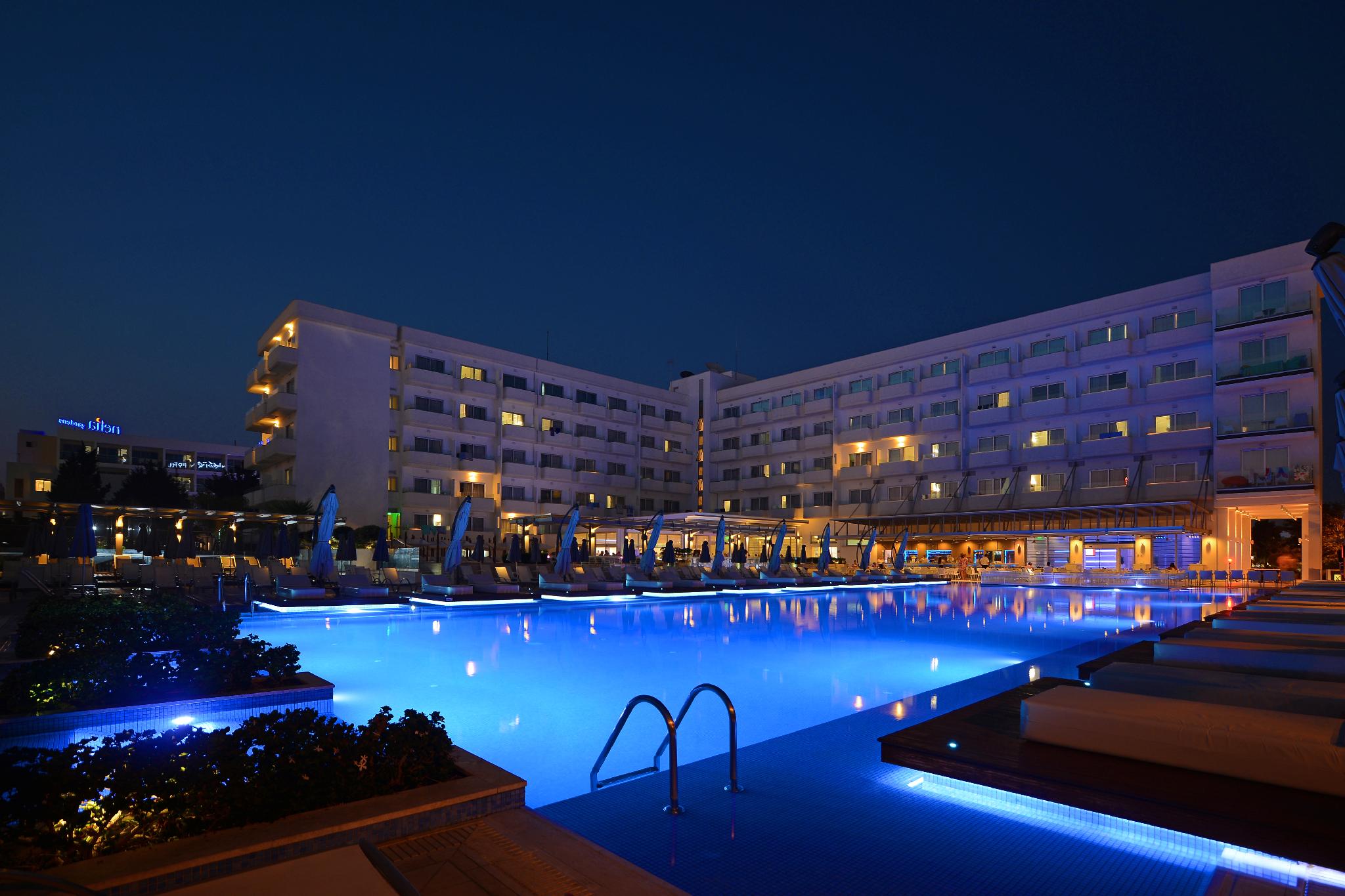 Twin/Double Room - Superior - Side Sea View