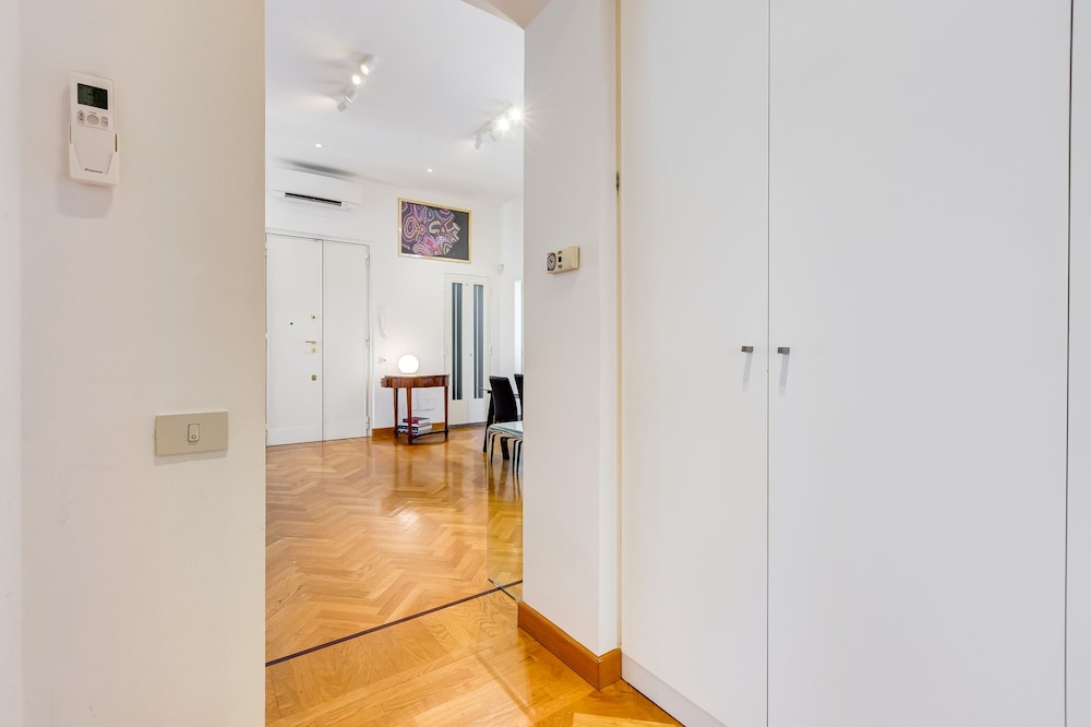 Colosseum Terrace Apartment 3/50