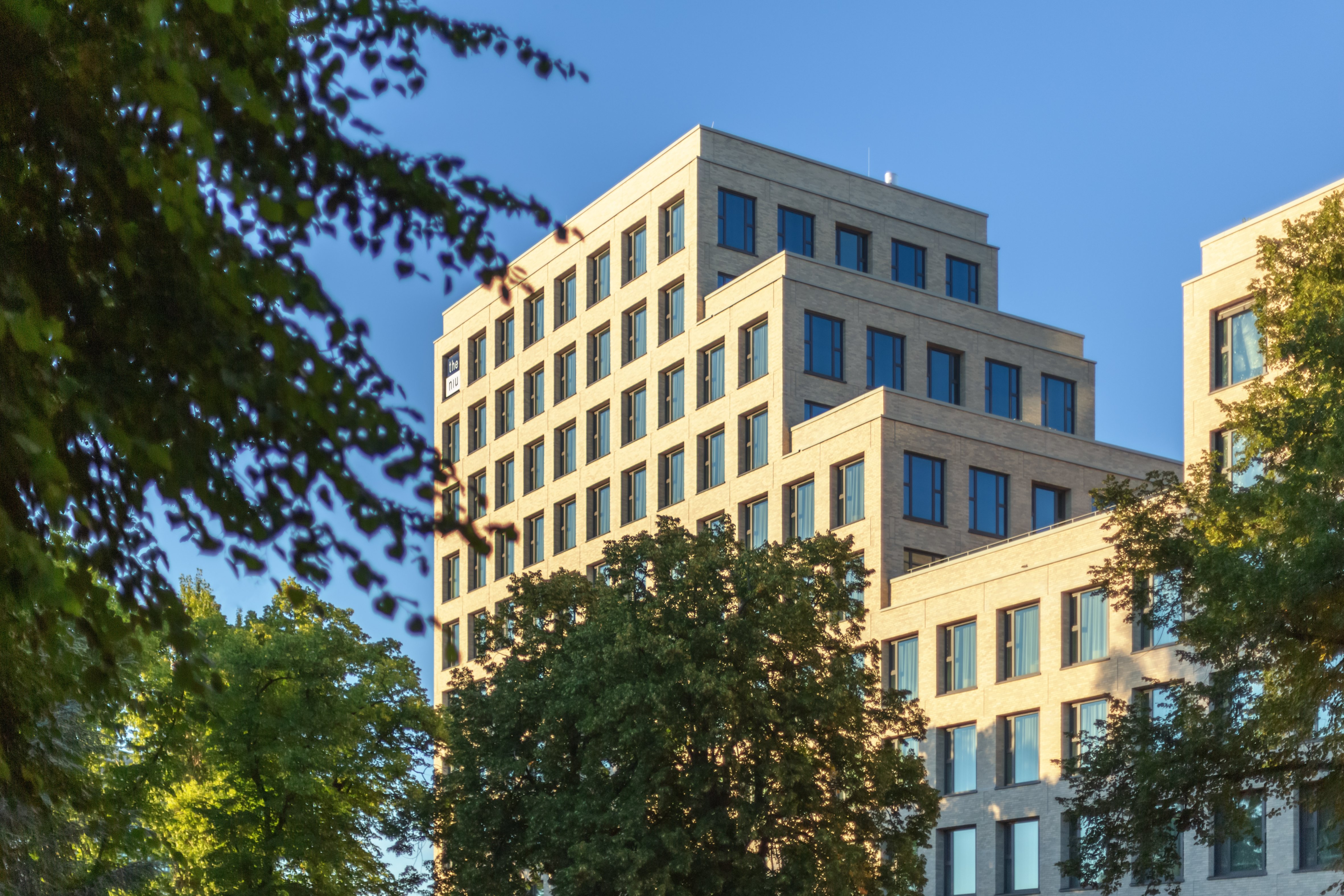 Holiday Inn - the niu, Dwarf Berlin Schoneberg 3/73