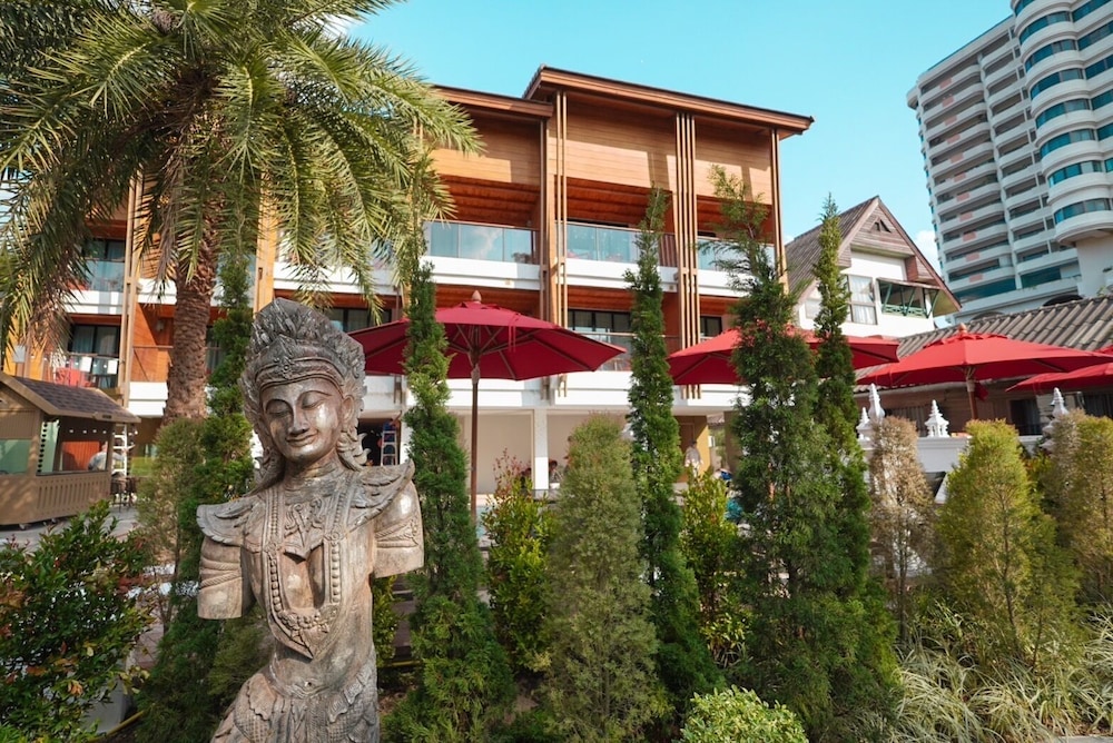 March Hotel & Suite Riverside in CHIANG MAI