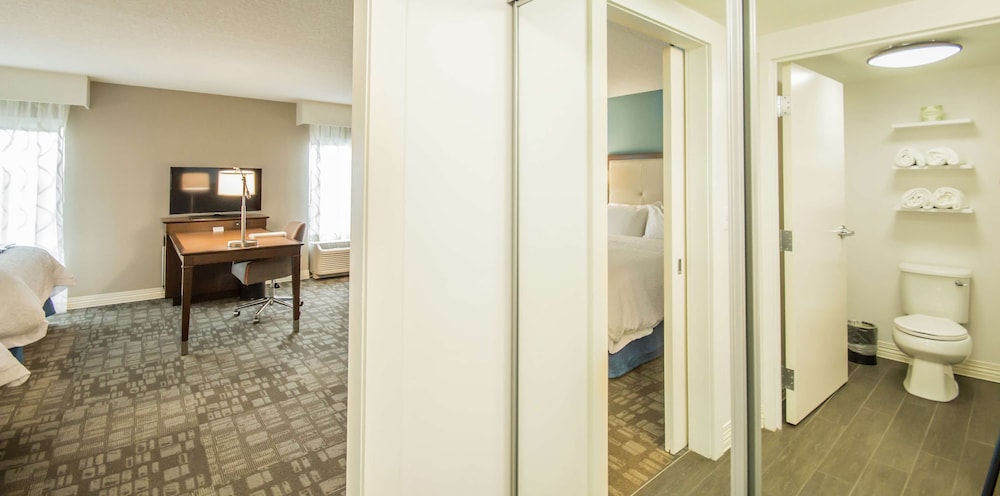 Hampton Inn & Suites Orlando At SeaWorld 17/59