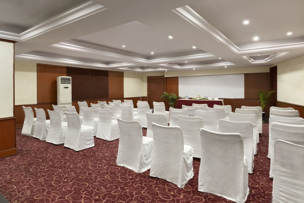 Regenta Place Bangalore 39/47