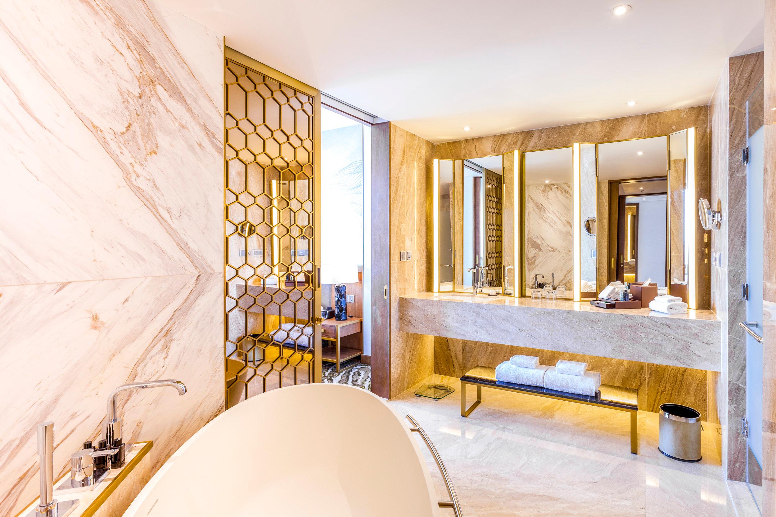 جناح بسرير كينج، Crowne Plaza Vientiane by IHG 6/7