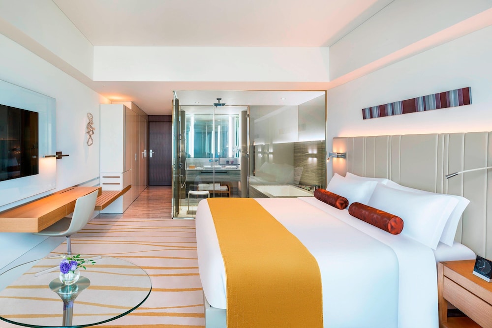 SUPERIOR, KING BED