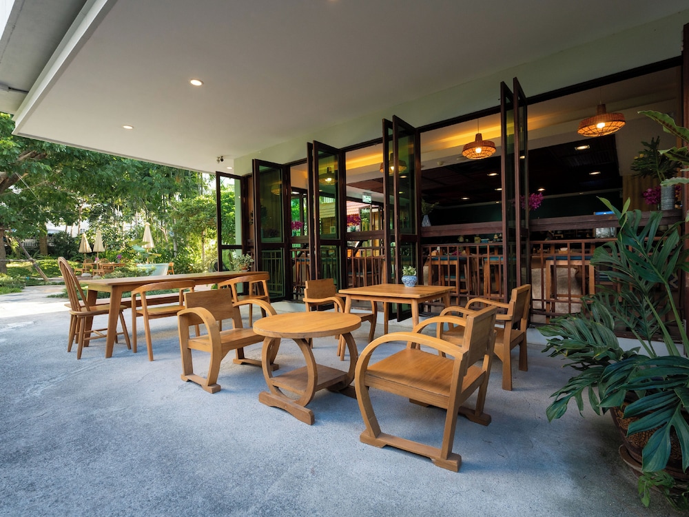 Deeprom Pattaya Hotel 52/65