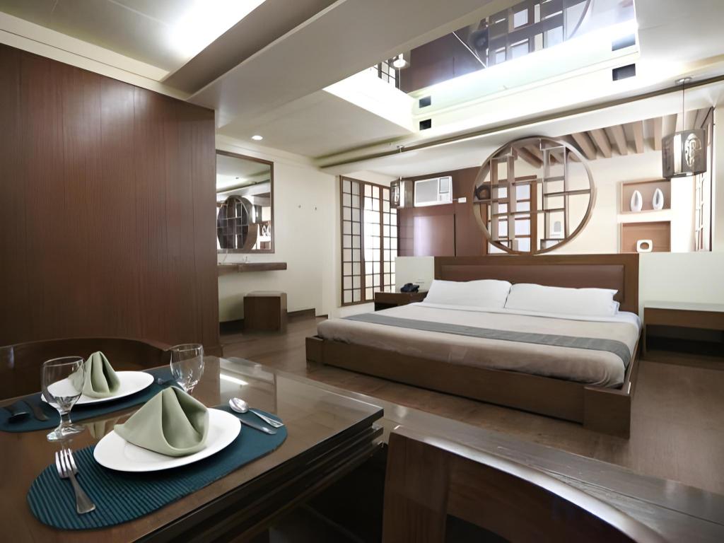 Victoria Court Suites 25/49