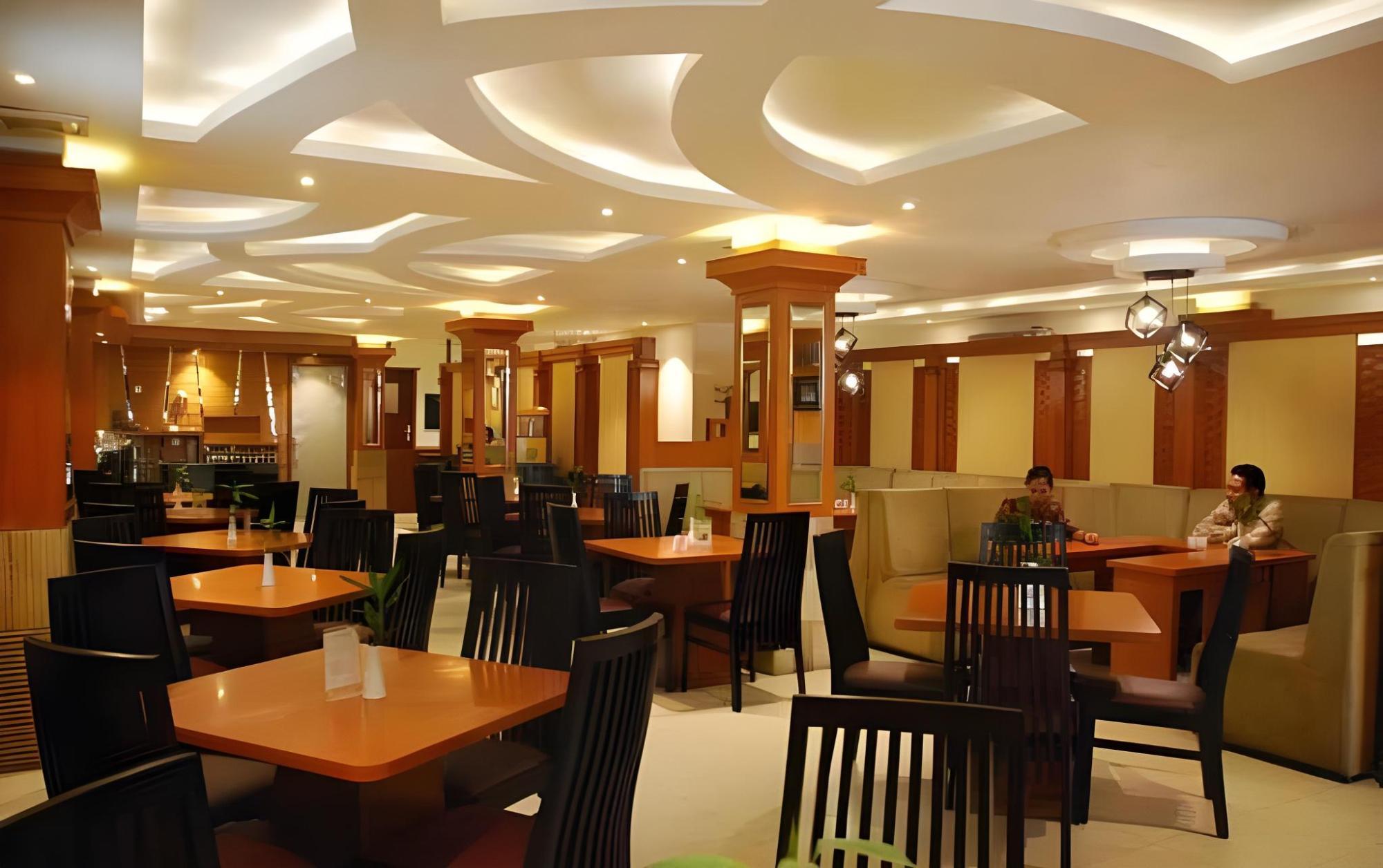 Jelita Hotel 32/42