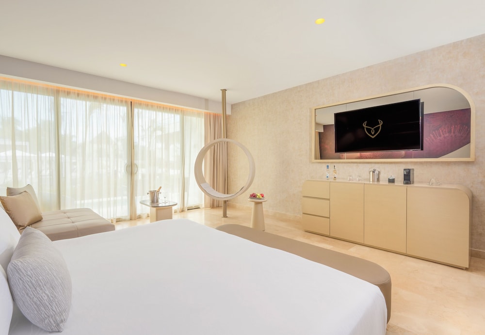 Swim Up, Eden, Suite, King Bed, Tropical View
