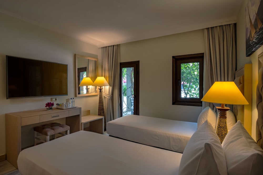 DoubleTree by Hilton Bodrum Marina Vista 17/43