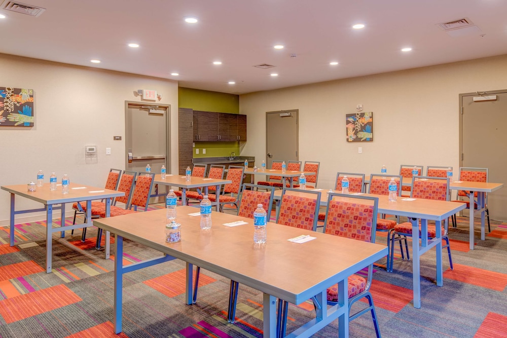 Home2 Suites By Hilton Rock Hill 64/76