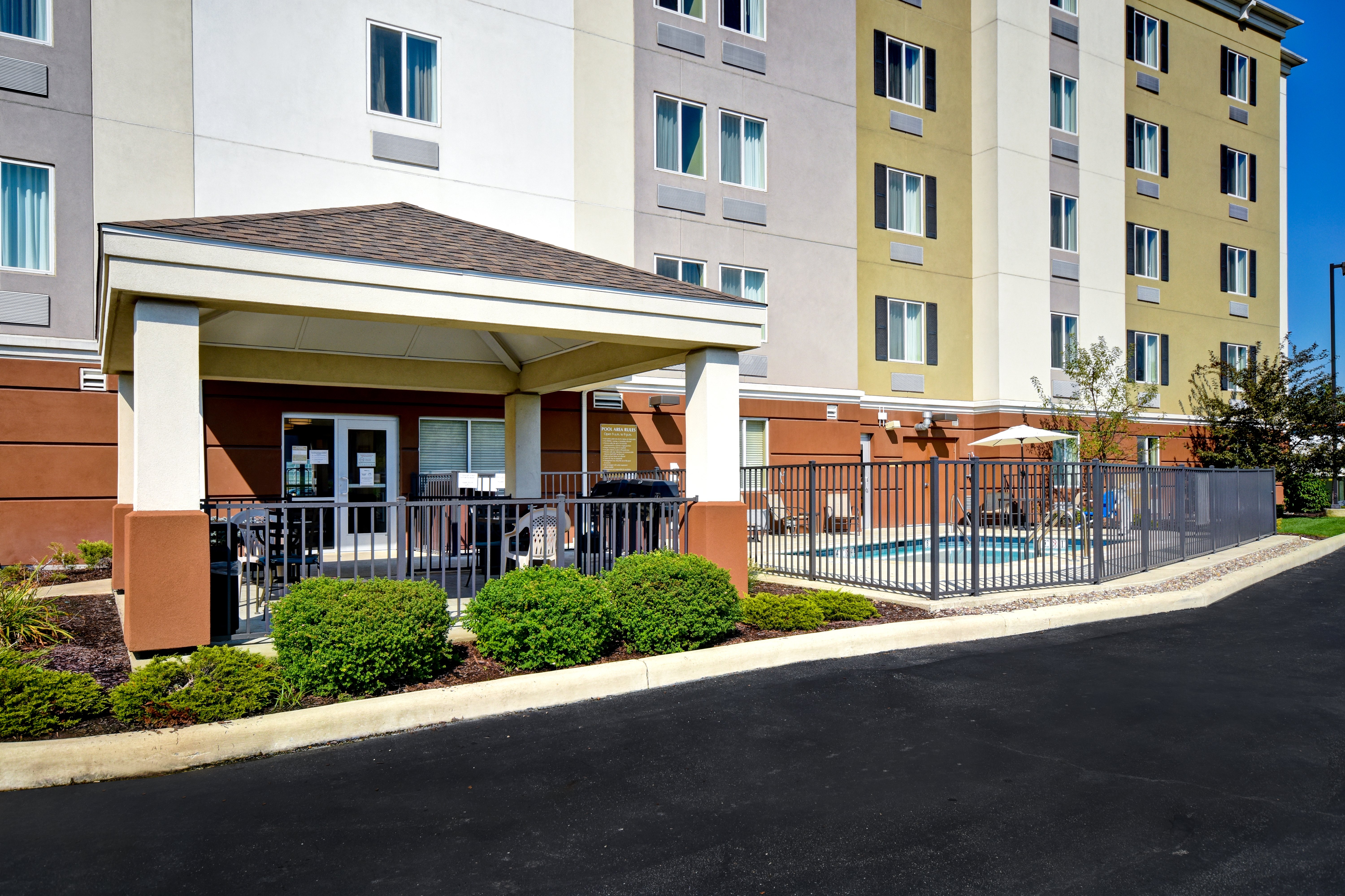 Candlewood Suites St. Clairsville 25/26