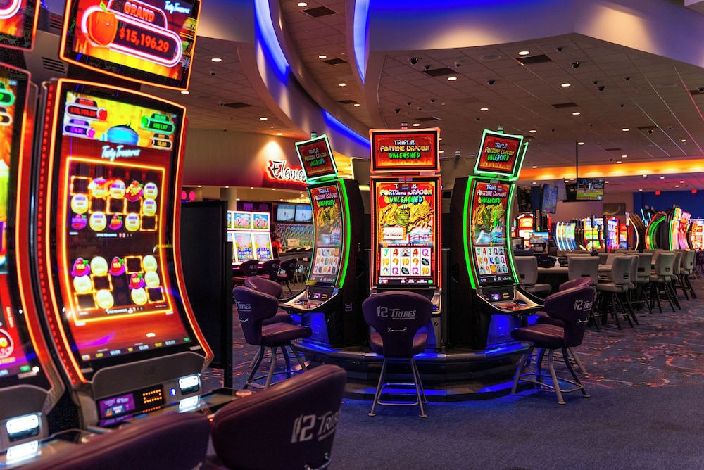 12 Tribes Omak Casino Hotel 40/49
