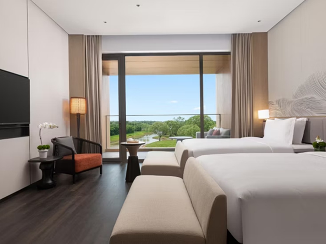 Standard, Twin Beds