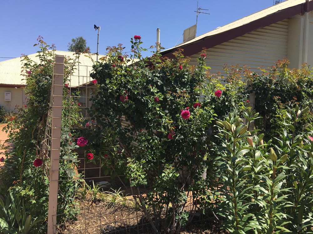 Club Boutique Hotel Cunnamulla 44/50