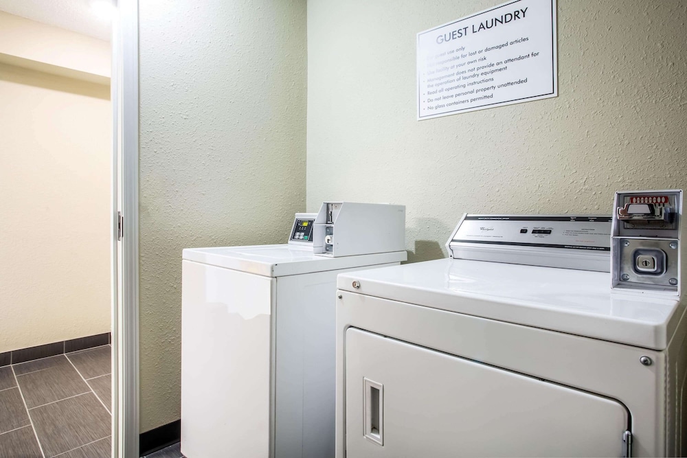 Travelodge By Wyndham Wahpeton 15/30