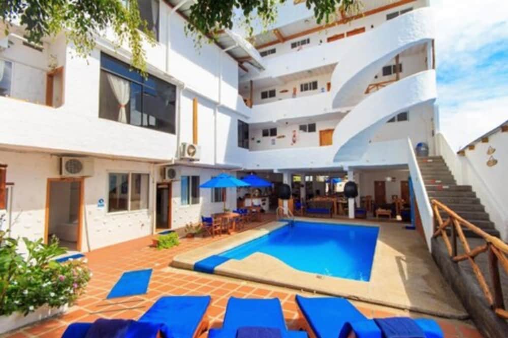 La Casa De Judy Hotel 44/53