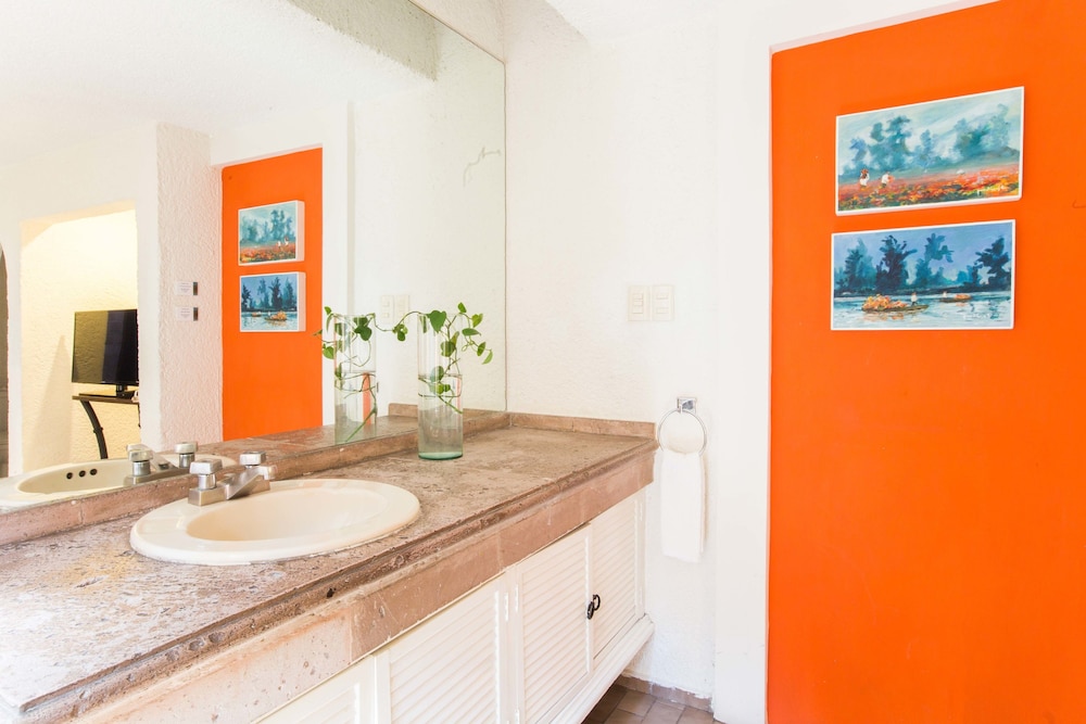 Portico Cultural Hotel 27/63