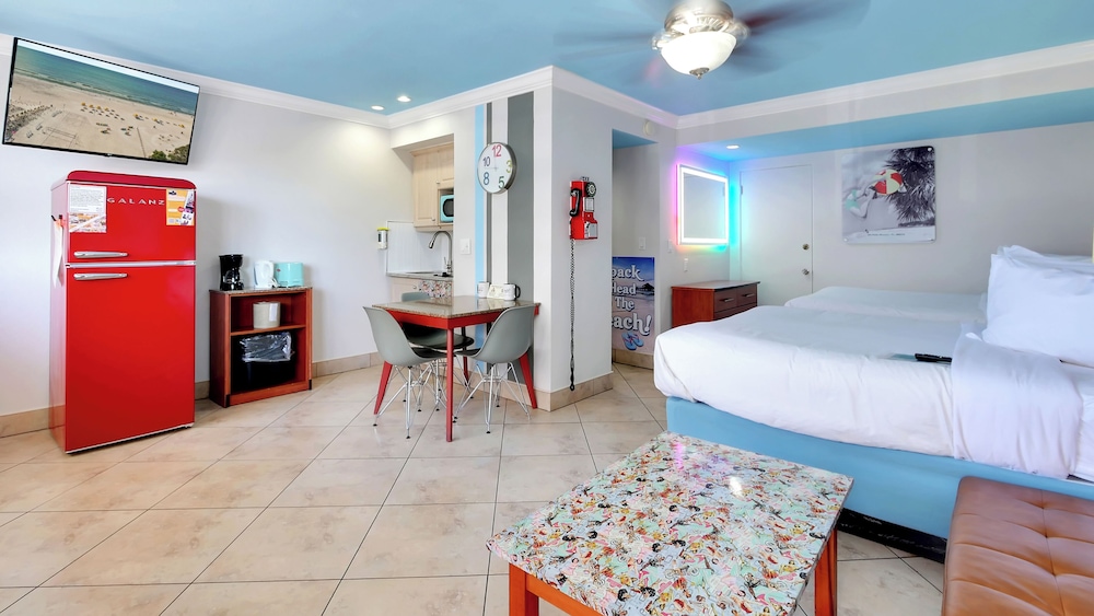 Plaza Beach Hotel Beachfront Resort 12/47