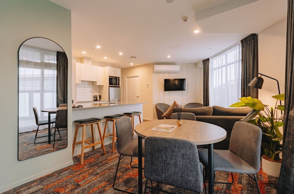 Ramada by Wyndham Newmarket Auckland 35/50