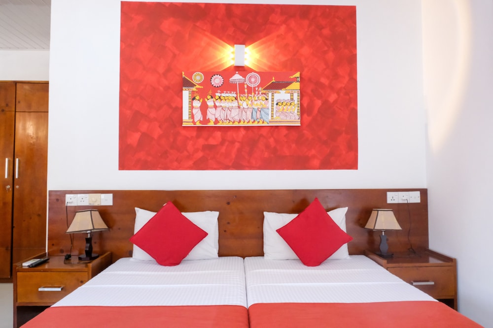 1 BEDROOM, DELUXE, TWIN BEDS, CITY VIEW
