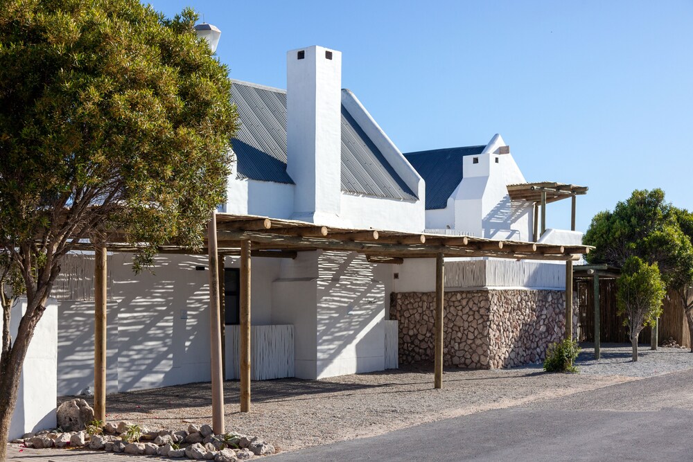 Abalone House &amp; Spa 67/75