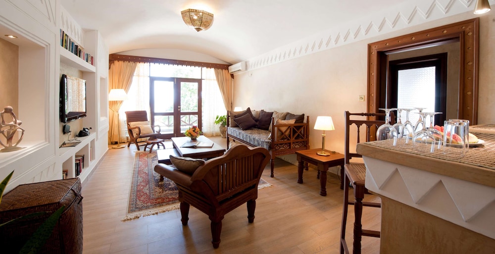 Severin Sea Lodge 42/63