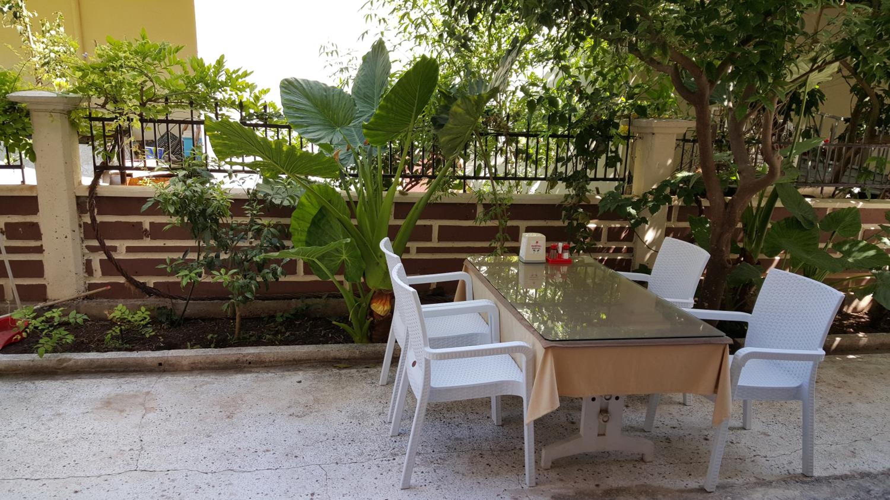 Kartal Hotel 44/60